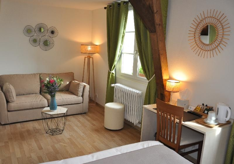 Logis Loire Hotel - Les Cocottes Restaurant