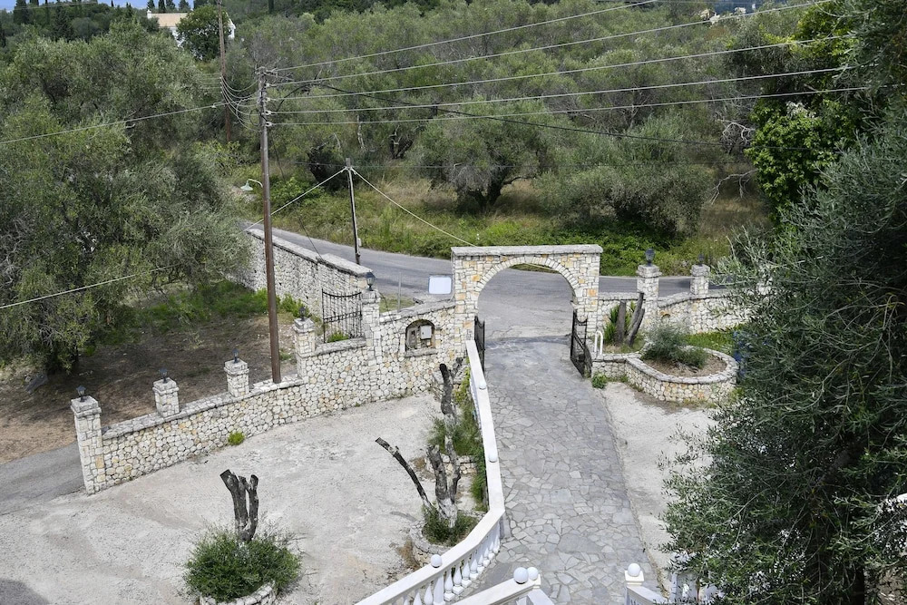 Corfu Room Apartments in a Piecefull and Full of Olive Trees Location