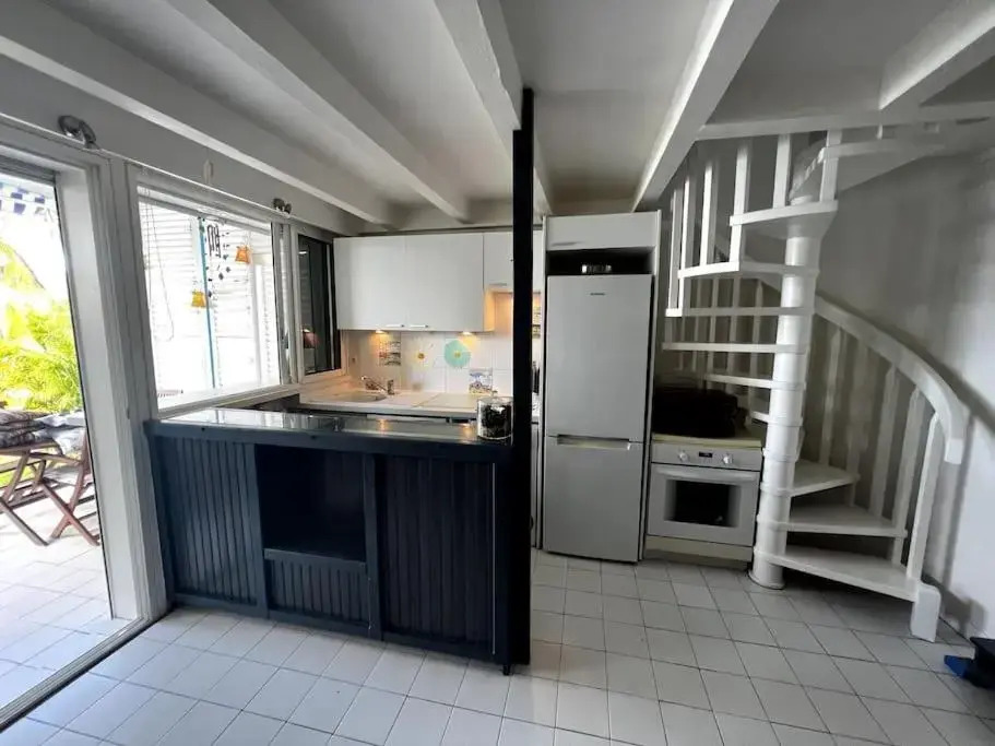 Bungalow Sucrier, les pieds dans leau