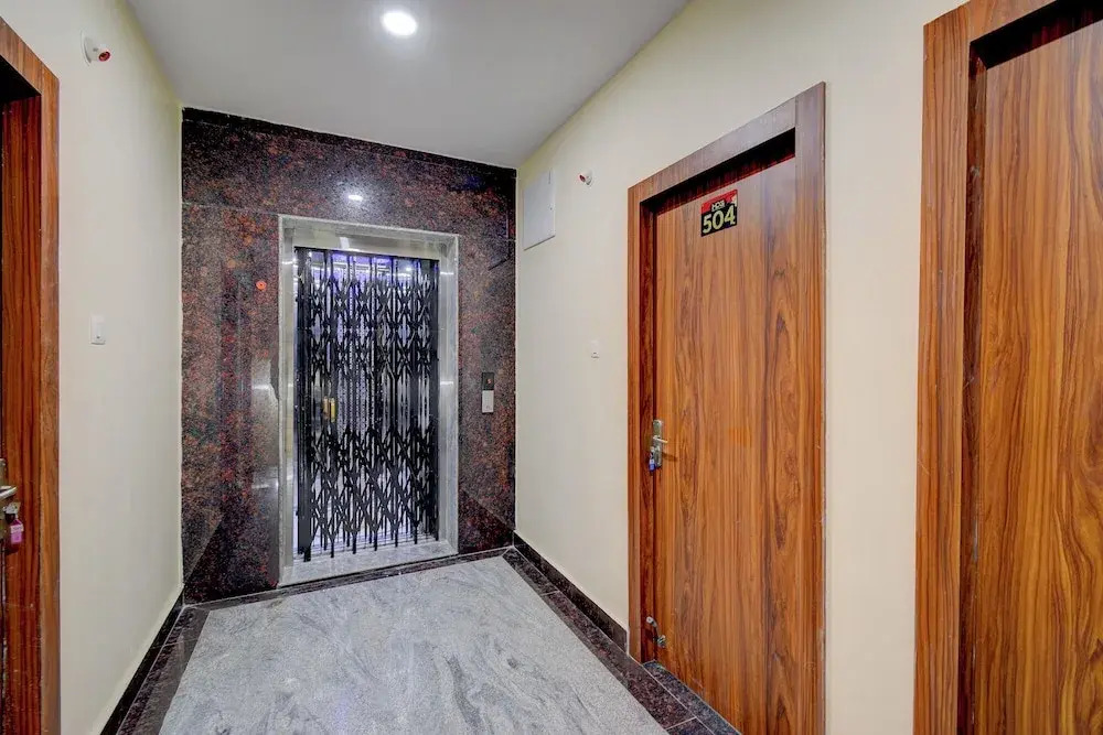 FabHotel Dharani Grand Madhapur