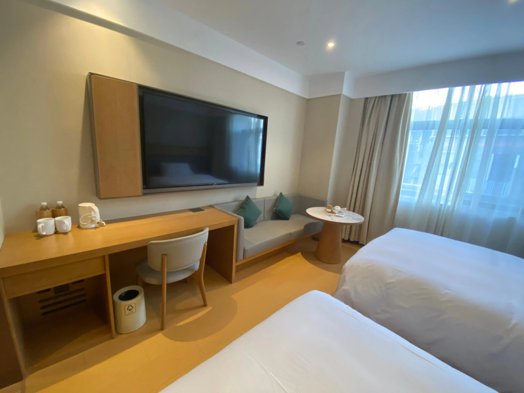 JI Hotel (Shanghai Jiangqiao National Exhibition Center Jiayi Road Subway Station)