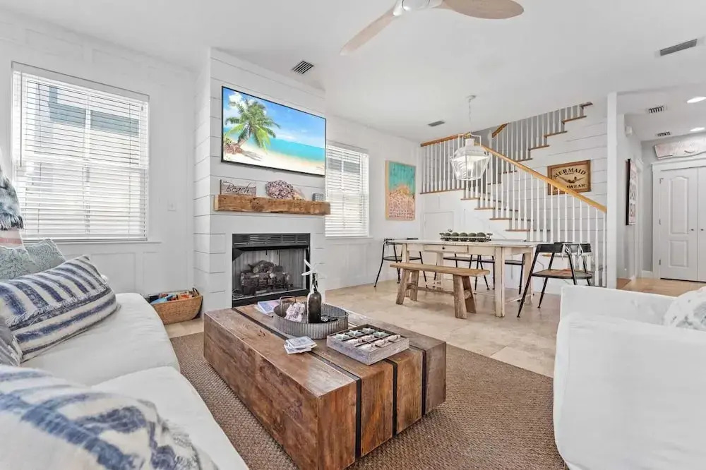 Steps to Rosemary Beach, Pool, Patio w/ Firepit The Salty Perch by Avantstay