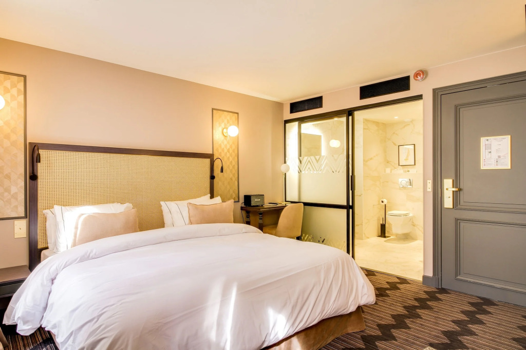 MomArt Hotel