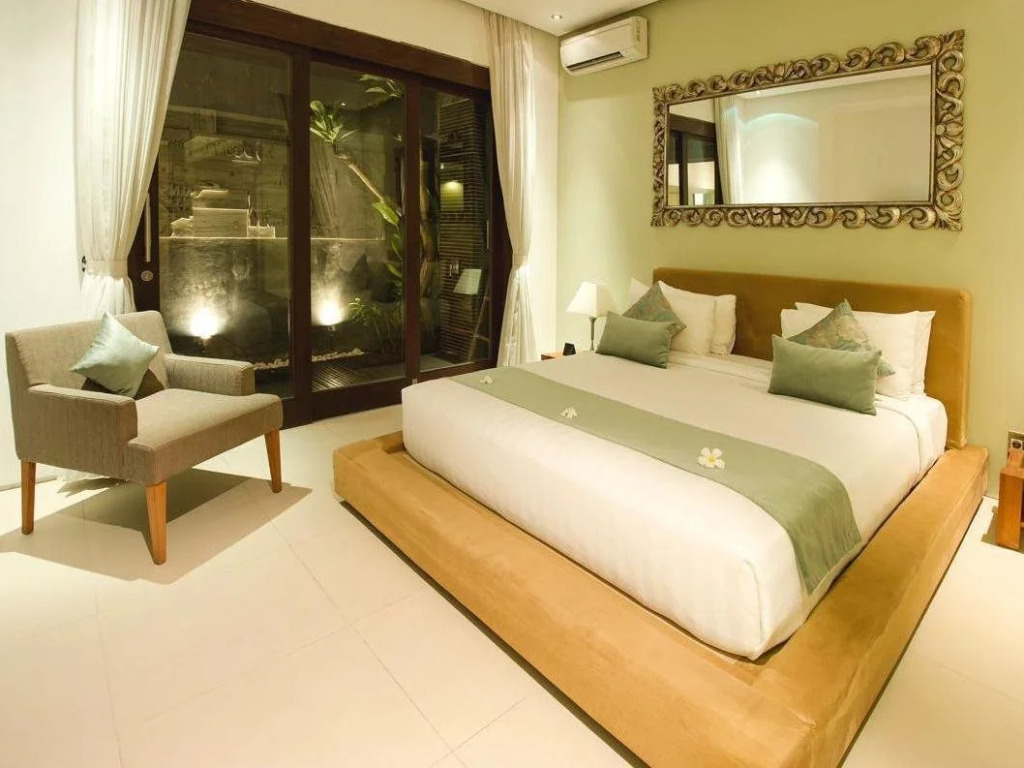 Chandra Bali Villas