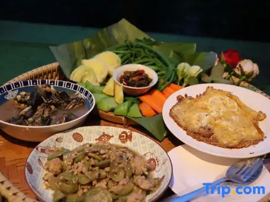 ตั้วบ้านดิน Tuabaandin