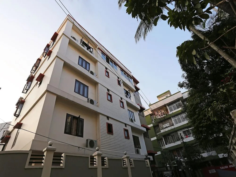 CAPITAL O 10292 Niharika Guest House