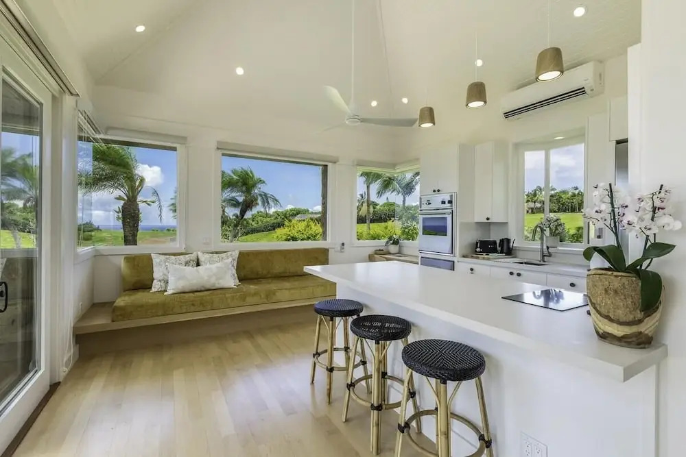 Hale Lani 1 Bedroom Home by RedAwning