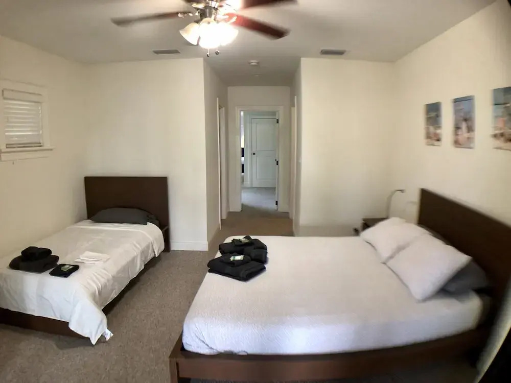 Huge House in Fort Lauderdale - 819