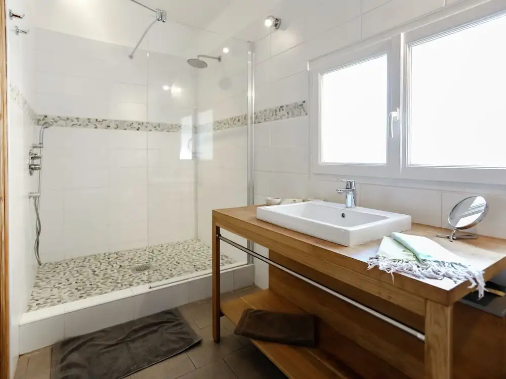 Cozy Holiday Home in Grimaud with Beach Near