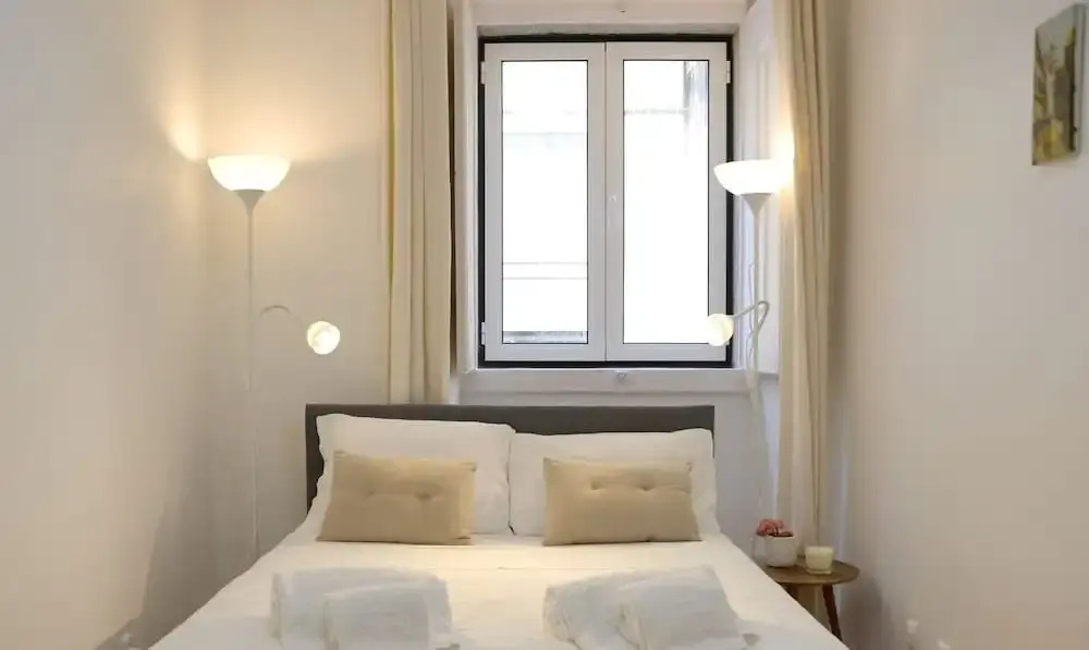 Checkincheckout - Santos Flat With Cozy Yard