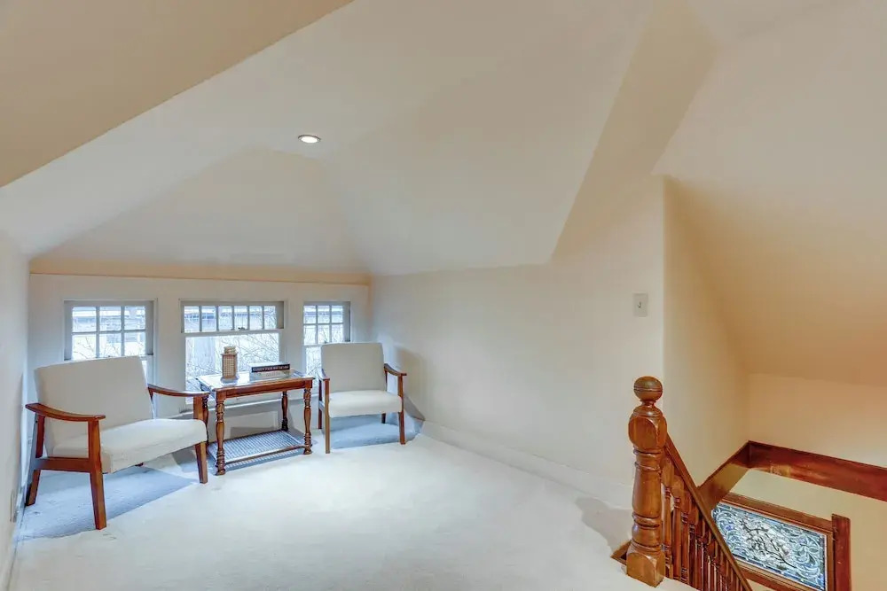 Inviting Seattle Apartment: 4 Mi to Ballard Locks