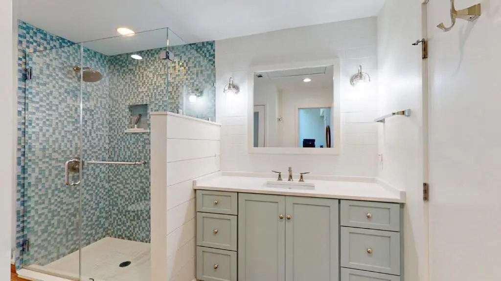 272 Turnberry Village