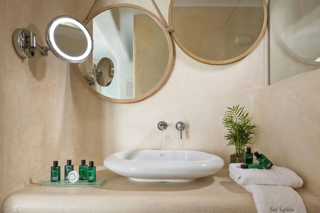Colours of Mykonos Luxury Residences & Suites