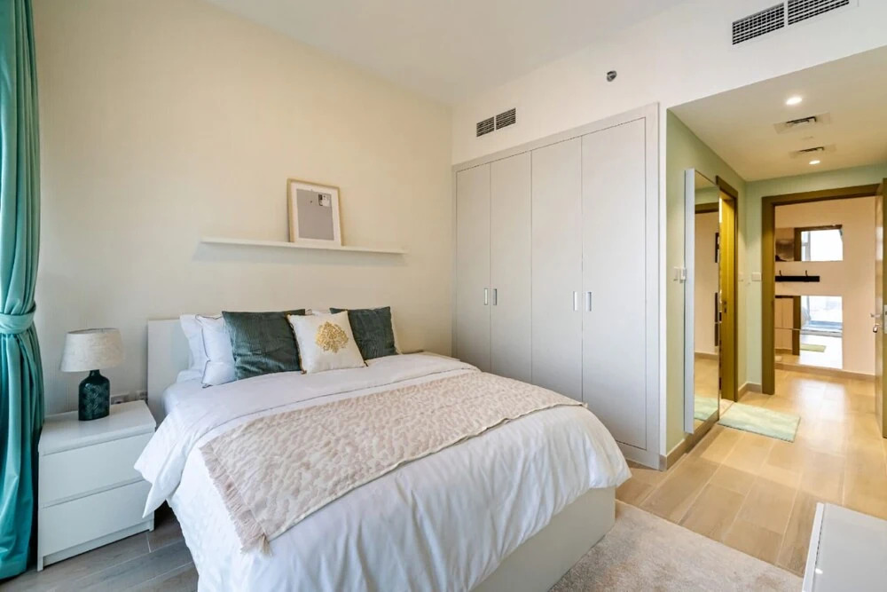 Lovely Brand New Fully Furnished 2 Bedrooms