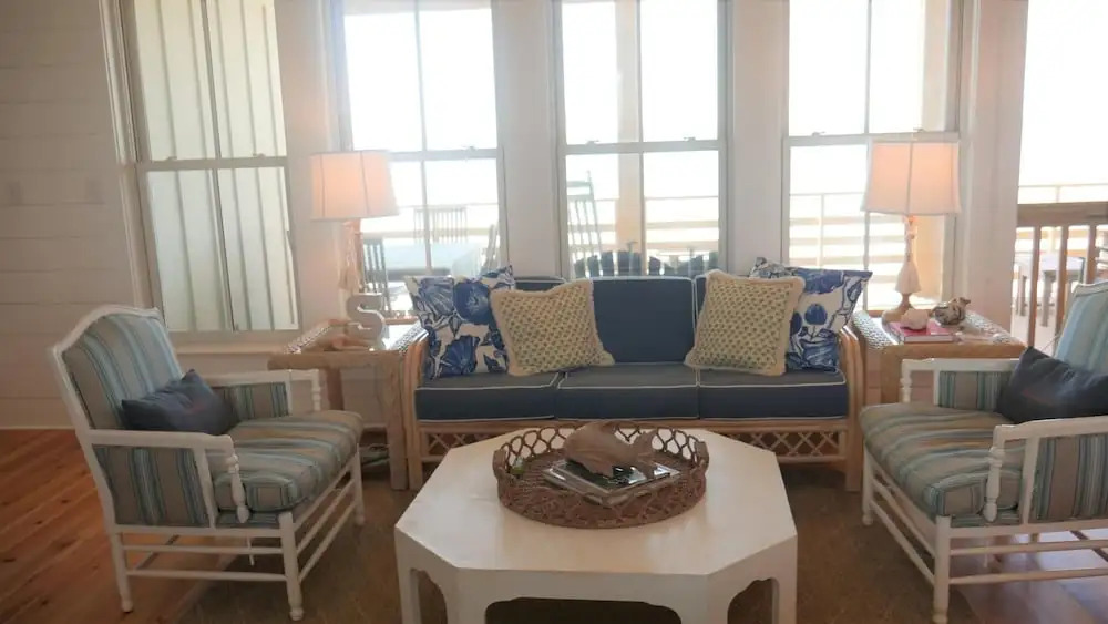 Shankri-la - 3 Br Home