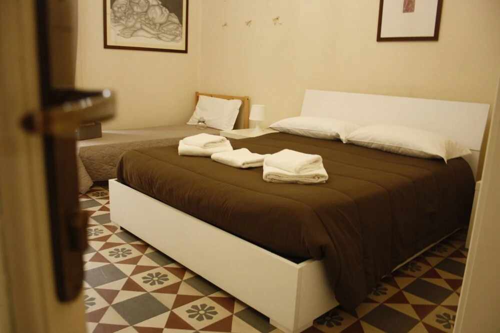 Lets Guest Academy