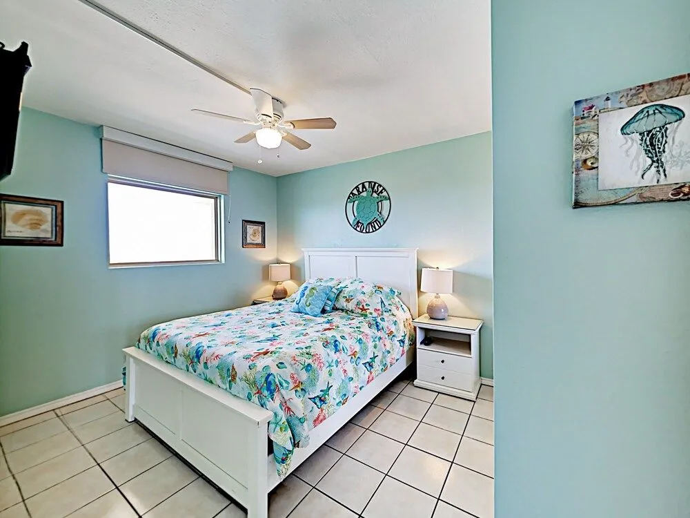 Gulf-Front Unit 702 - 2 Br Condo