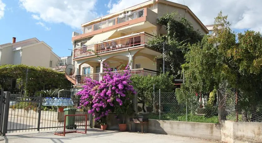 Apartments Andrija