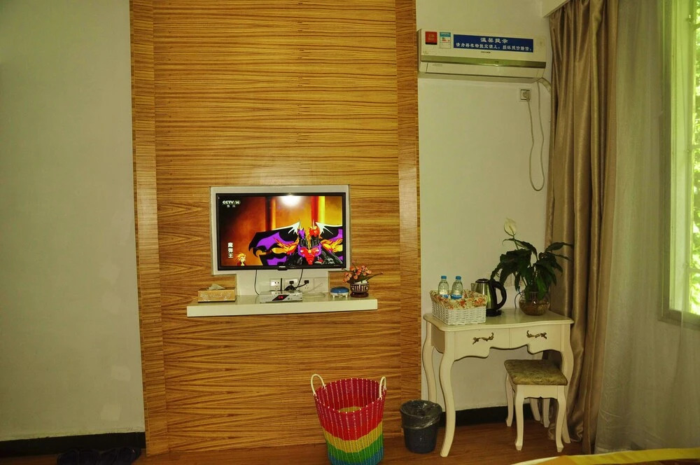 Qingfeng Hotel
