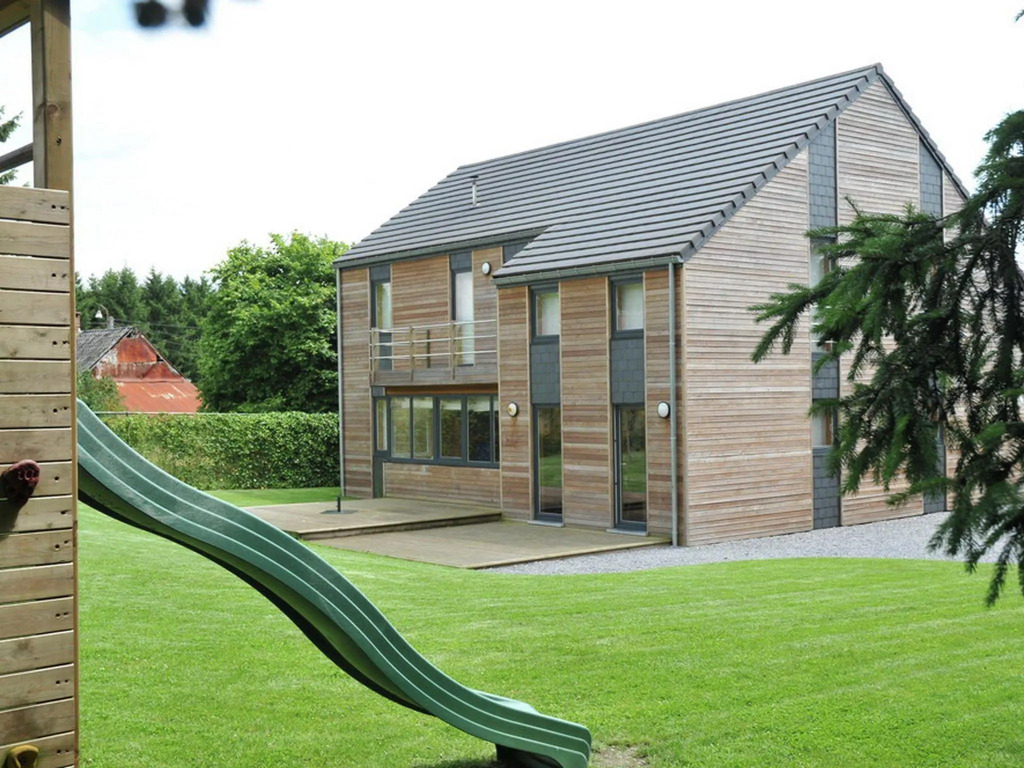 Durbuy, close to this holiday home in Enneille