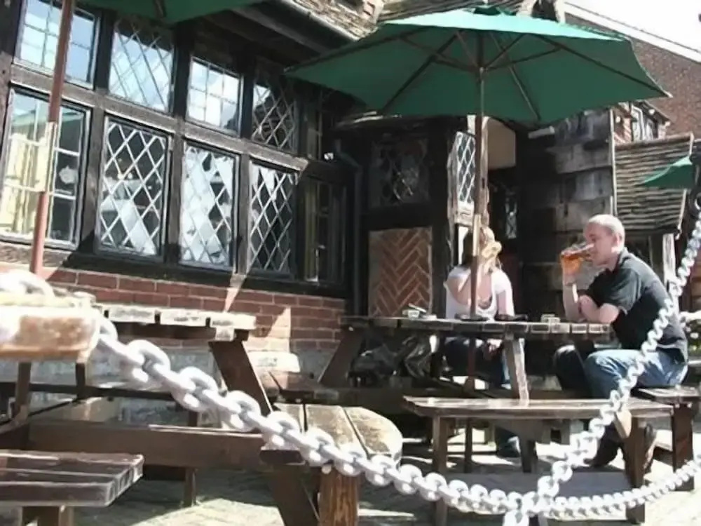 Chequers Inn Hotel, The Chequers, Forest Row