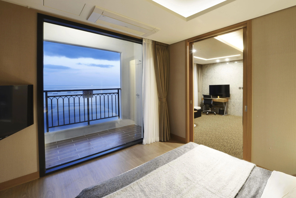 Ramada by Wyndham Gangwon Sokcho