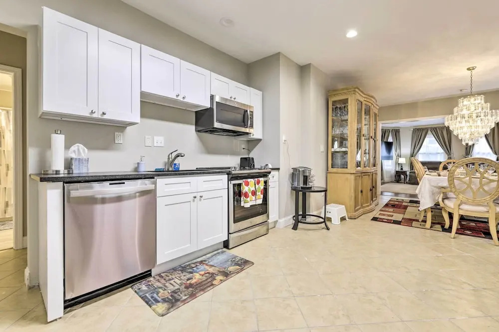 Cozy Springfield Apartment, Close to Parks!