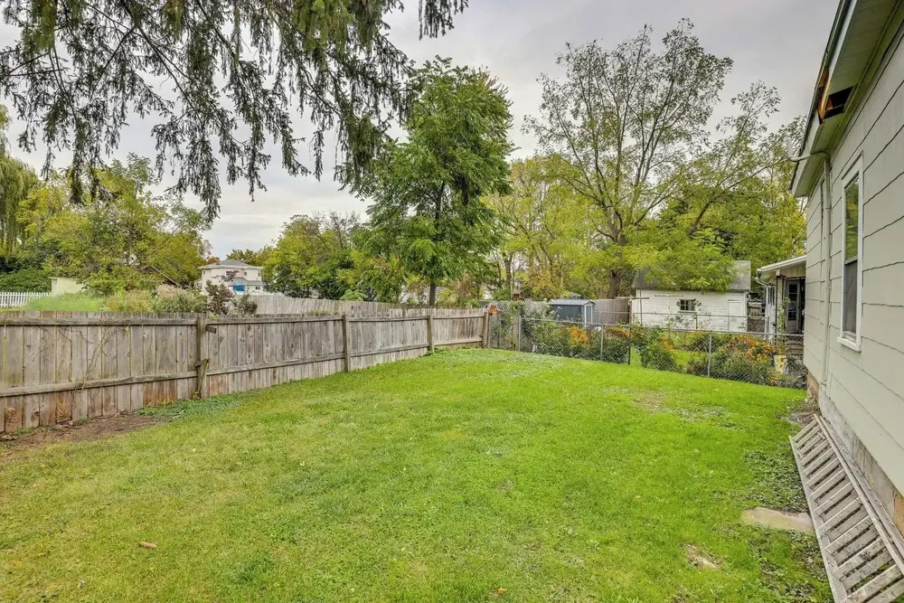 Pet-friendly Auburn Apartment w/ Balcony!