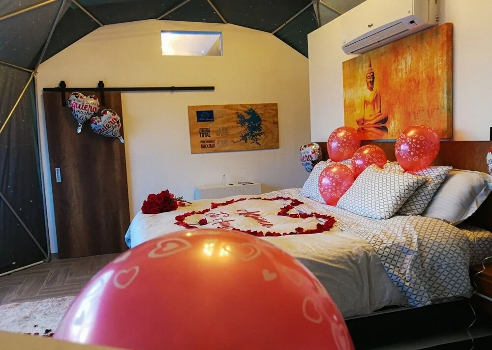 White Domes Glamping