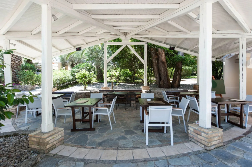 Art Hotel Debono