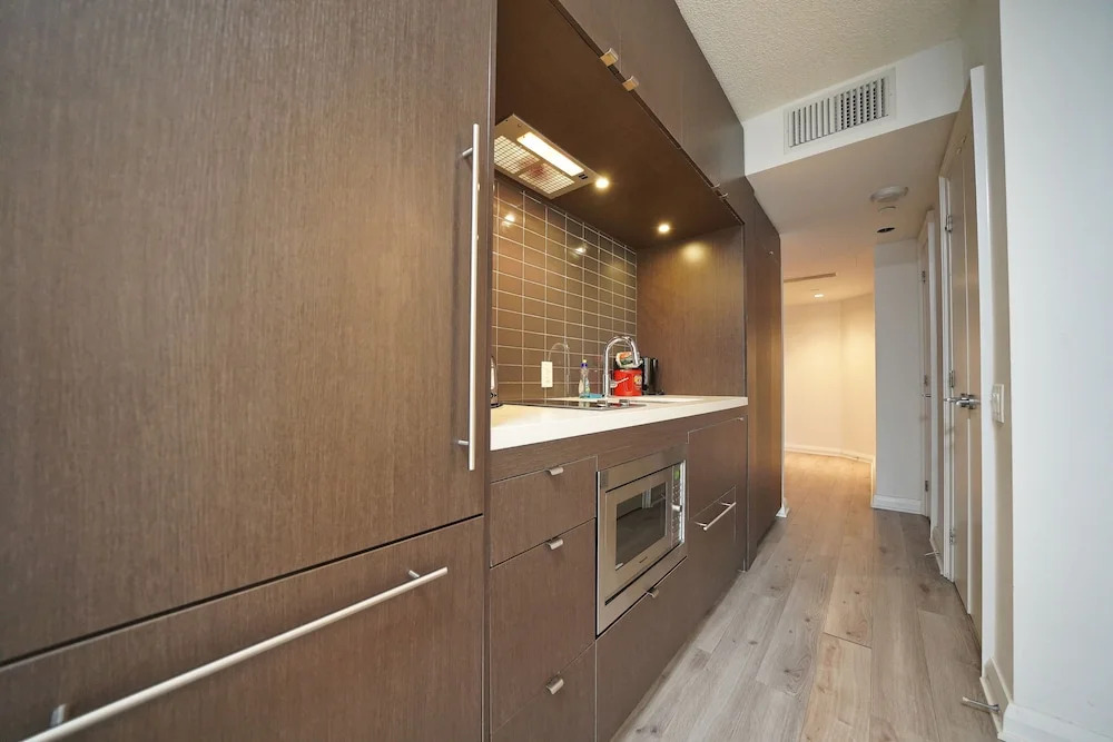 The Yorkville Boutique Suites
