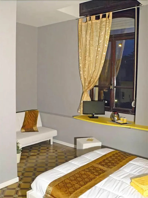 GIOEL Happiness Guest House
