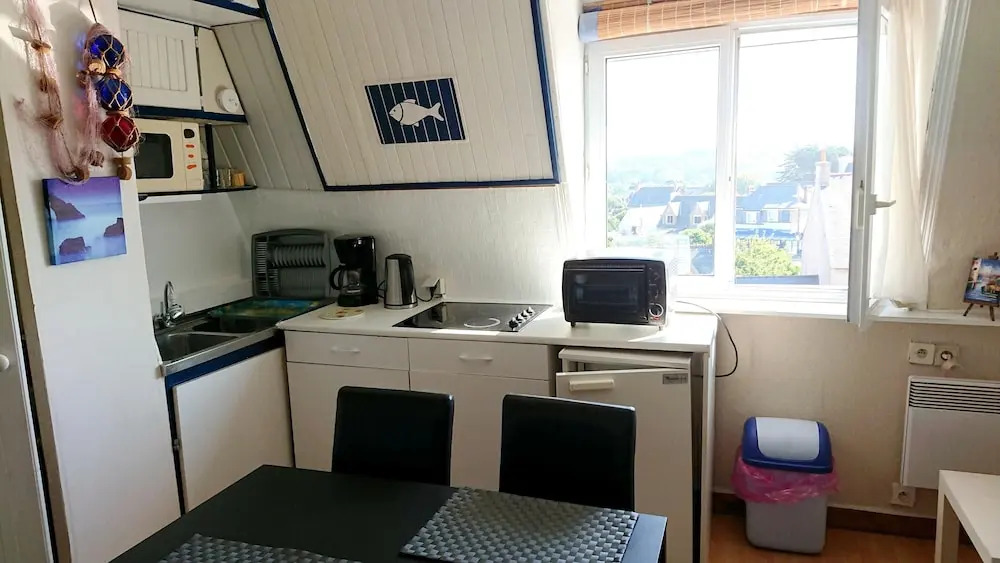Apartment With one Bedroom in Trébeurden, With Wonderful City View and