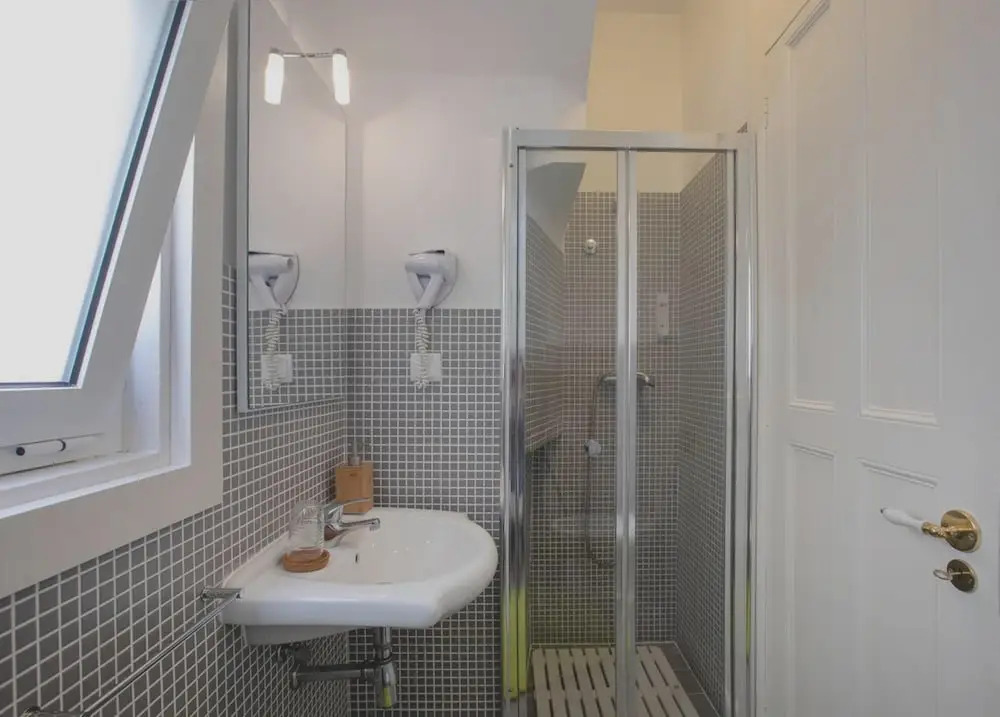 Apartment With 5 Bedrooms in Aveiro, With Wonderful City View and Wifi Near the Beach