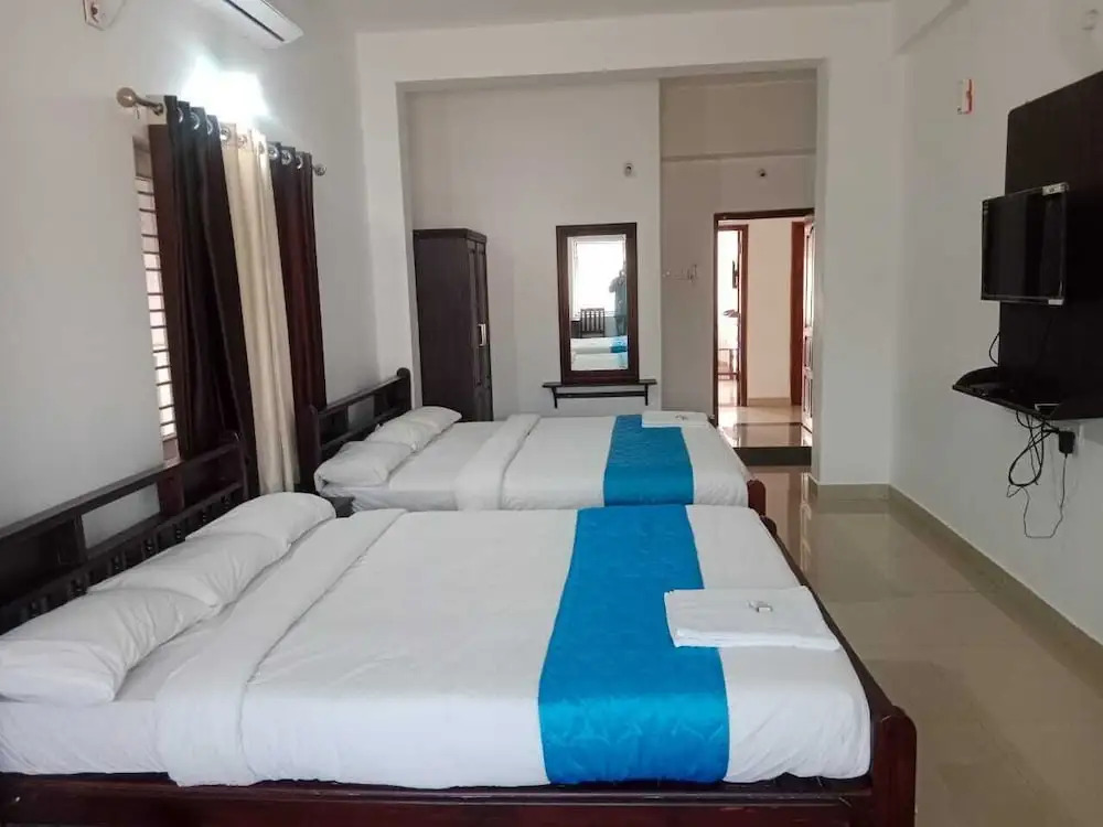 Hotel Blue Rays