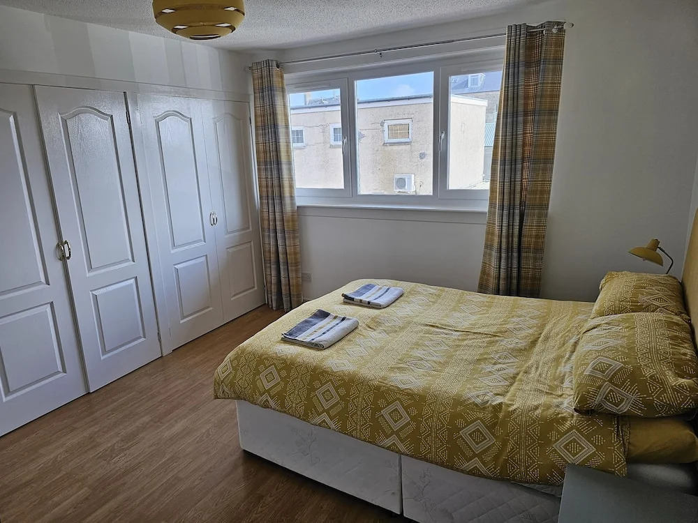 Snug - Colquhoun Square Apartment