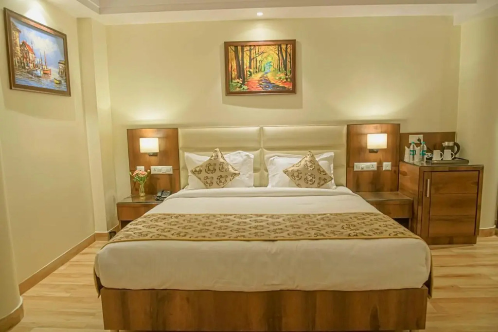 Hotel Hira Inn-10mins From Railway Station & Bus Station