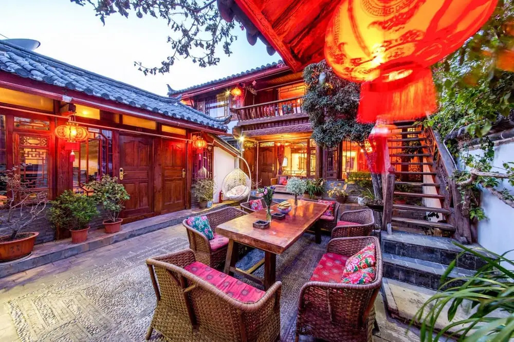 Cloud Boutique Resort - Naxi Style Shop