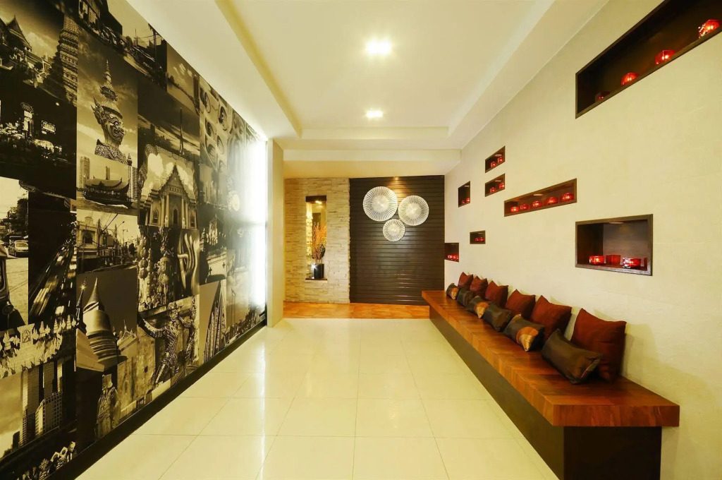 The Mulberry Bangkok Khaosan Road