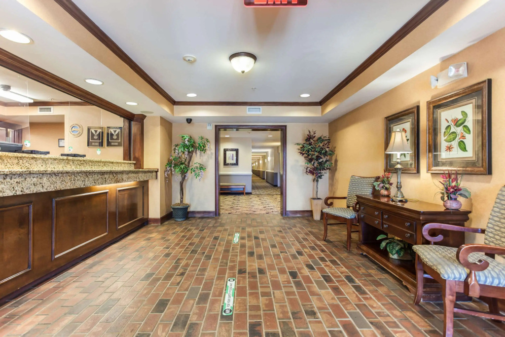 Suburban Extended Stay Hotel North - Ashley Phosphate