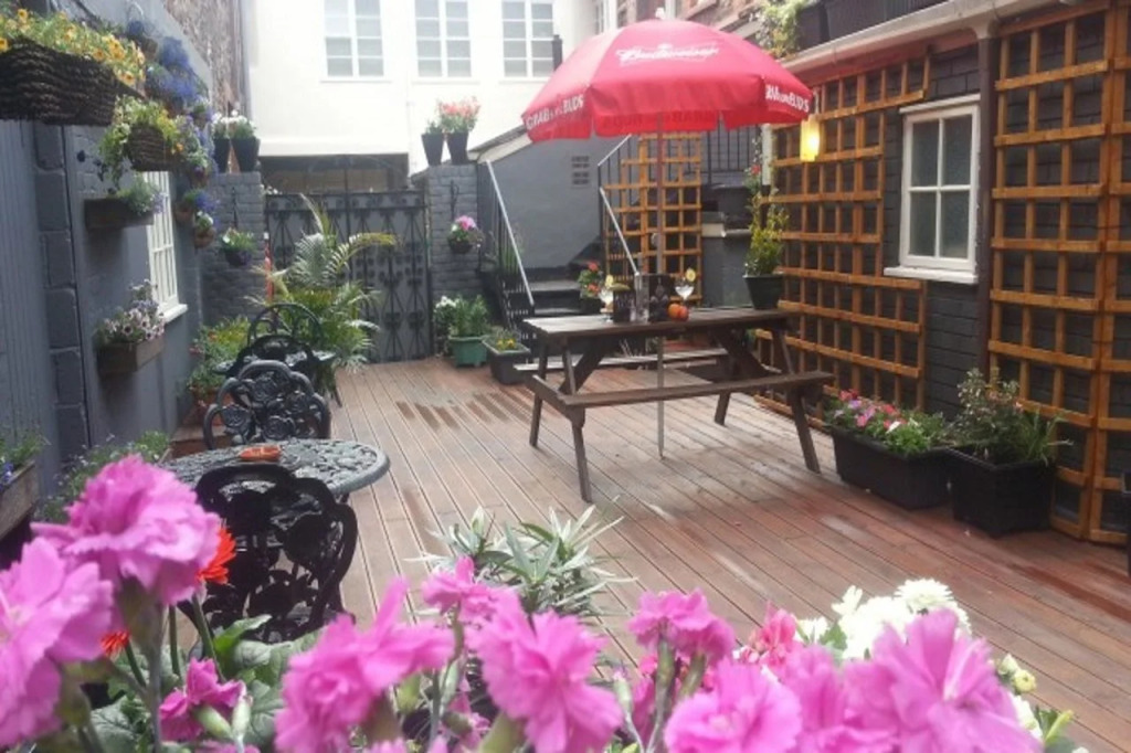 The Castle Inn