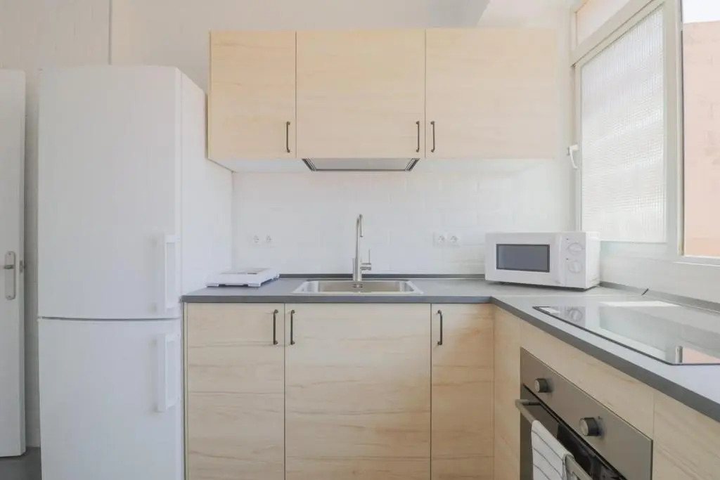 C85 - Brand New 3 Bedroom Apartment by the Center