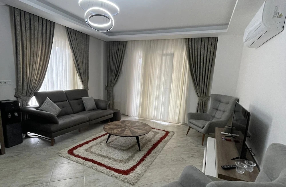 Stylish Ground Floor 3-bed Apartment in Dalyan