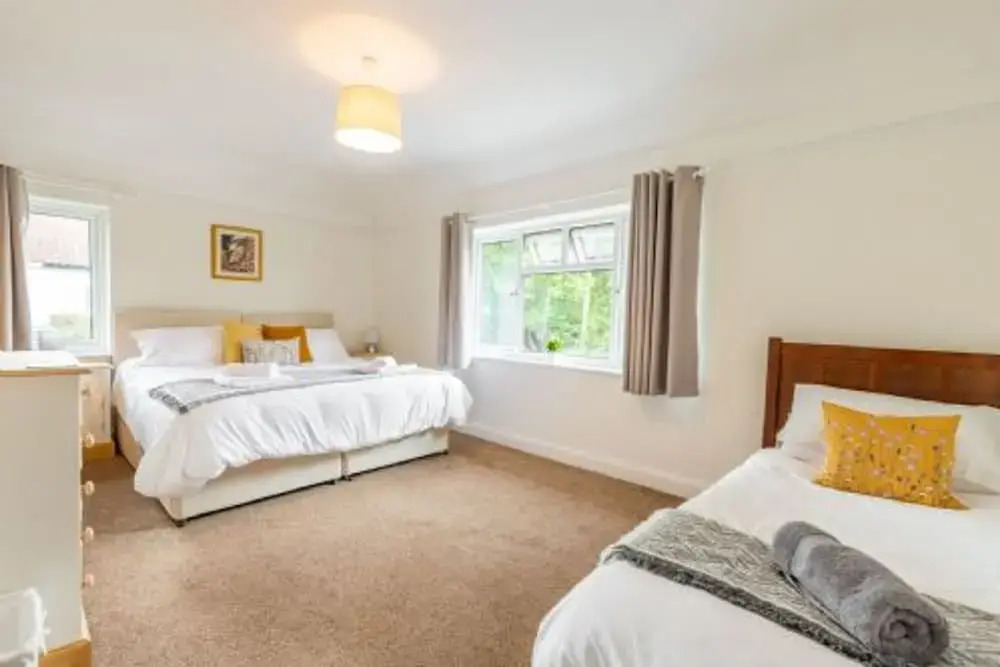 Host Stay St Clements House