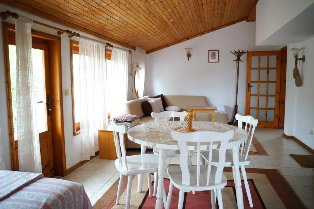 Guest House Barbov
