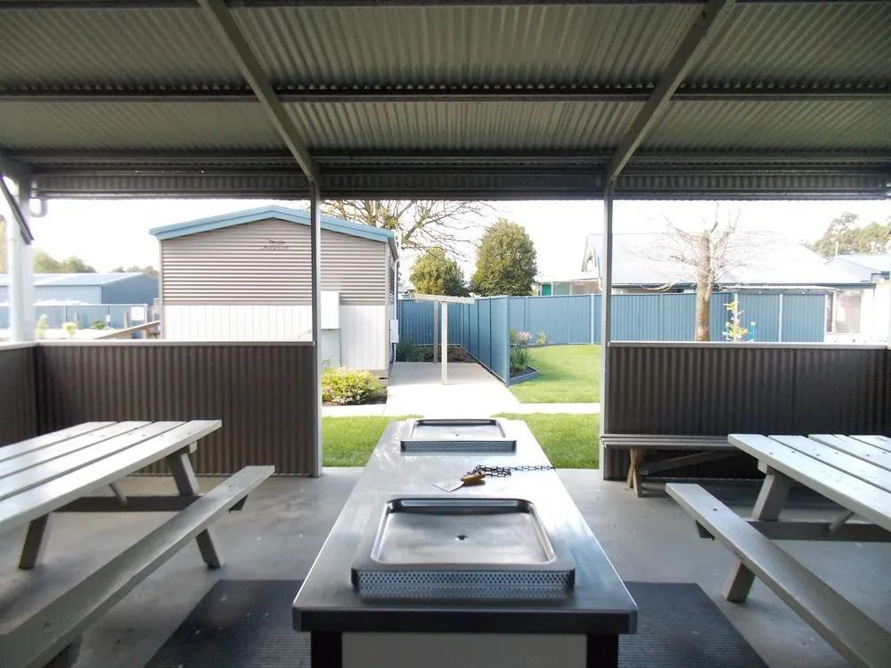 Traralgon Holiday Village