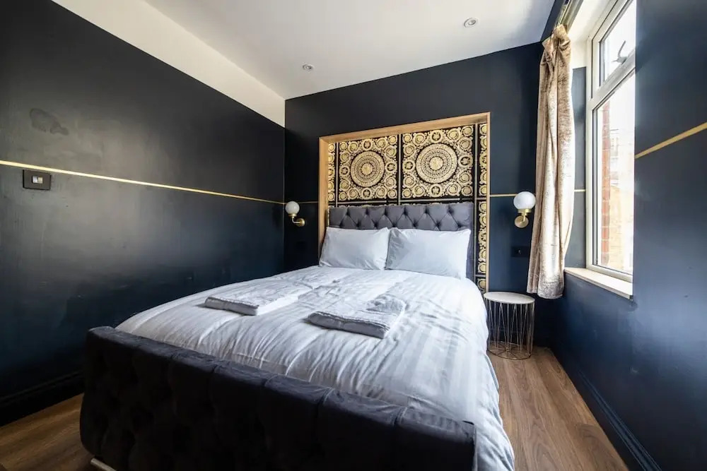 Hollywood Suite Sasco Apartments