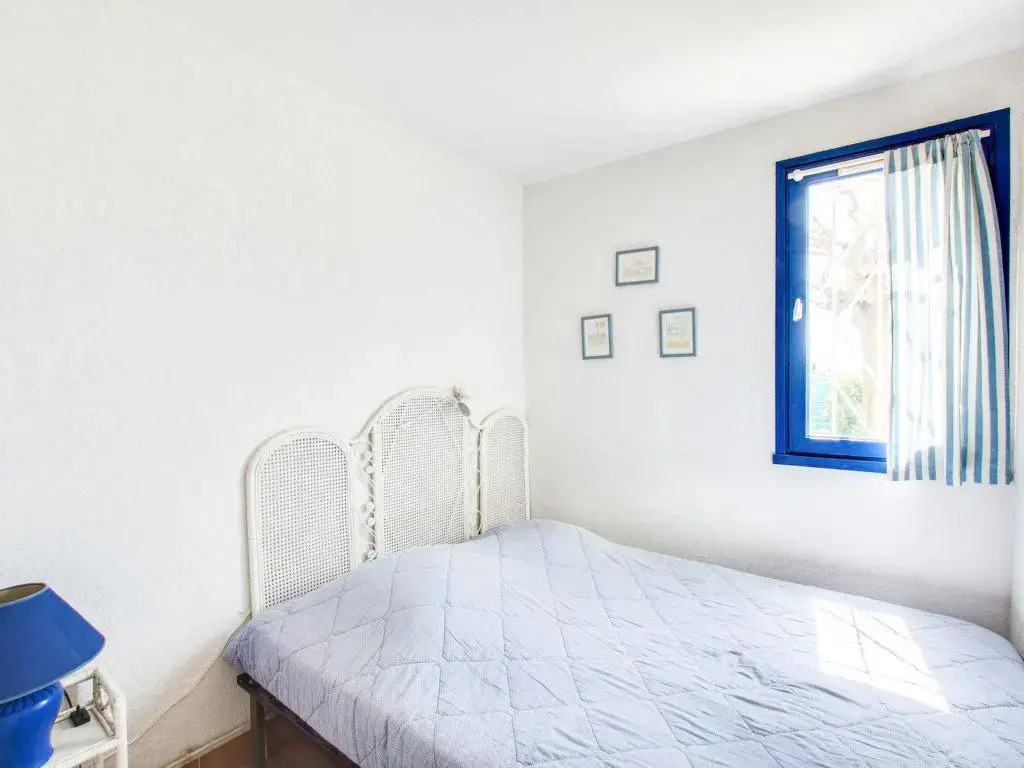 Apartment Les terrasses de la Plage-1 by Interhome