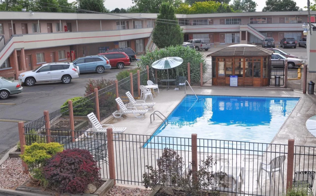 Motel 6-Canon City, CO 719-458-1216
