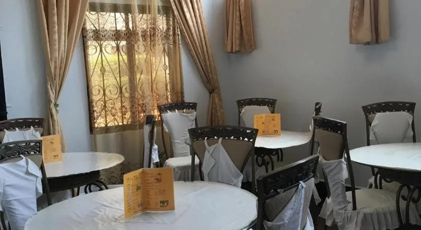 Kutetere Motel